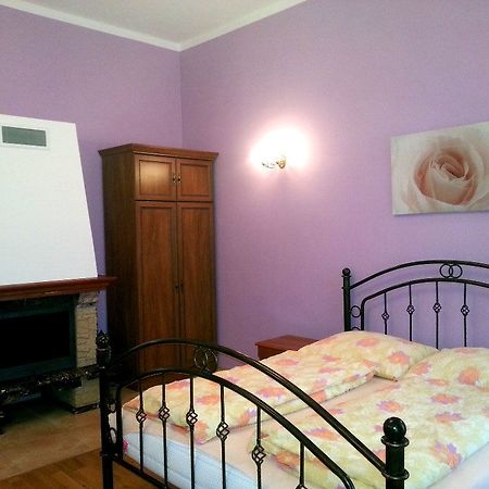 Deluxe Apartments Карлови Вари Екстериор снимка